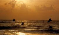 Fishermen in the Bay of Bengal, near Madras. UN Photo/John Isaac